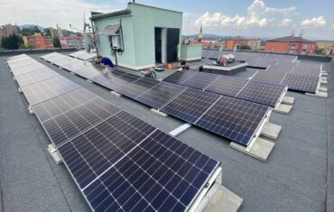 Fotovoltaické elektrárny pro bytové domy „na klíč“