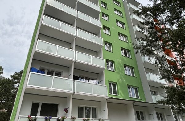 Výroba a montáž nových lodžií SPC S 68 Krnov