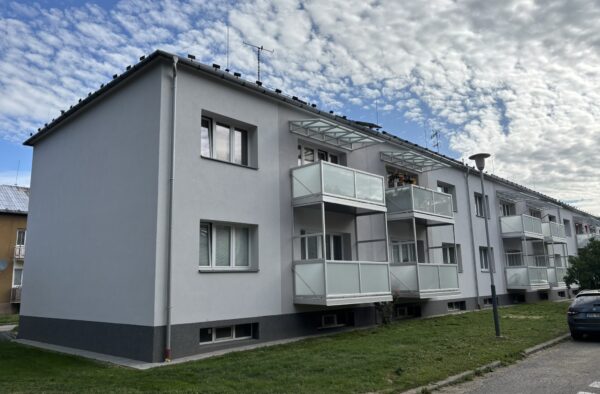 Výroba a montáž nových balkónů Jubilejní 77,79,81 Ostrava